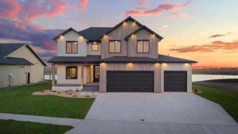 8147 Memory Lane Horace ND 58047