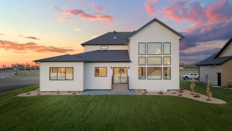8147 Memory Lane Horace ND 58047