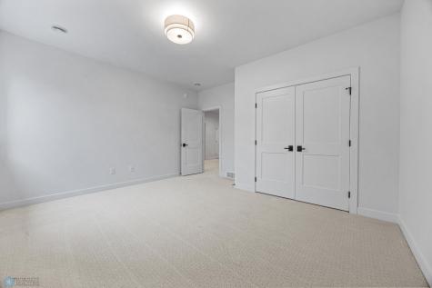 8147 Memory Lane Horace ND 58047