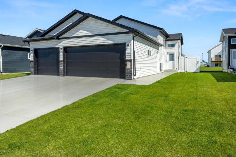 6353 83RD Avenue S Horace ND 58047