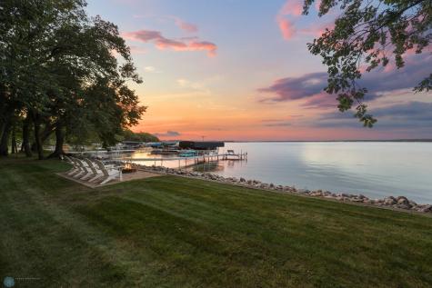 886 S Shore Drive Detroit Lakes MN 56501
