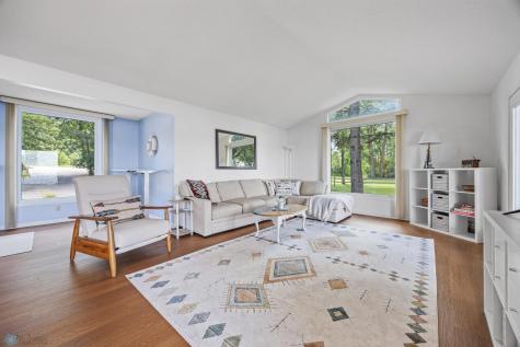 886 S Shore Drive Detroit Lakes MN 56501