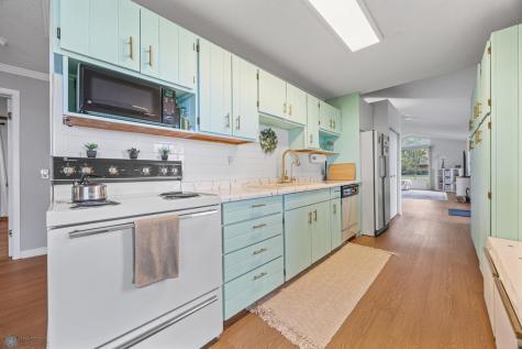 886 S Shore Drive Detroit Lakes MN 56501