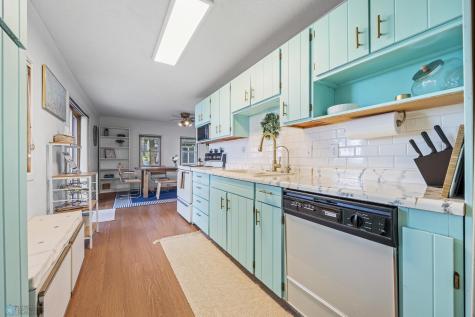 886 S Shore Drive Detroit Lakes MN 56501