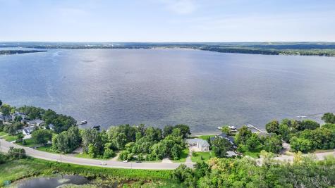 886 S Shore Drive Detroit Lakes MN 56501