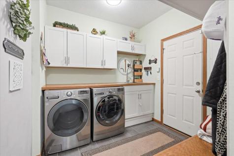 640 Addison Alcove Woodbury MN 55129