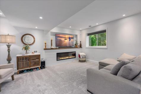 640 Addison Alcove Woodbury MN 55129