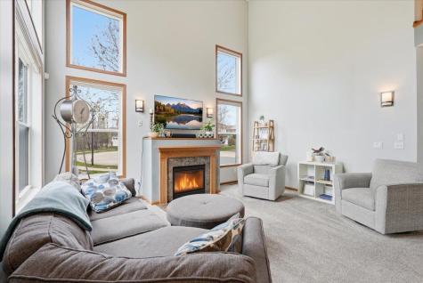 640 Addison Alcove Woodbury MN 55129