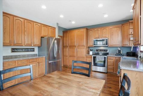 640 Addison Alcove Woodbury MN 55129