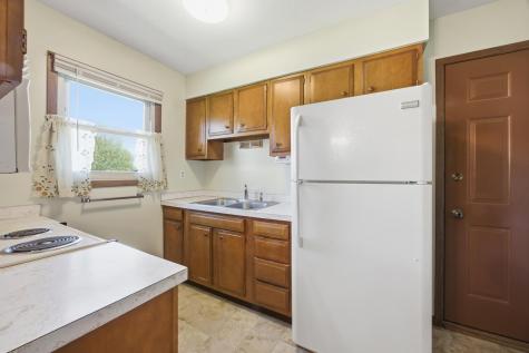 302 10th Avenue E West Fargo ND 58078