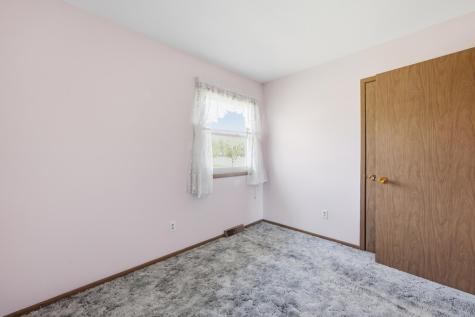 302 10th Avenue E West Fargo ND 58078