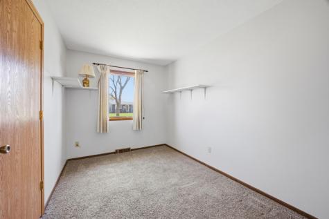 302 10th Avenue E West Fargo ND 58078