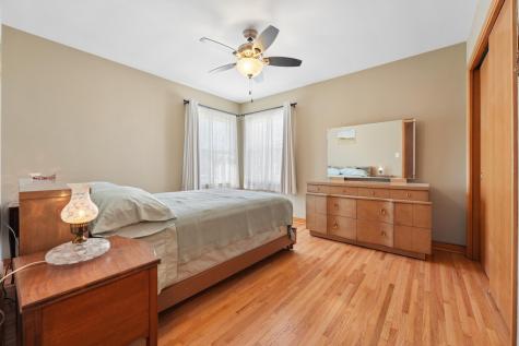 783 California Avenue W Saint Paul MN 55117