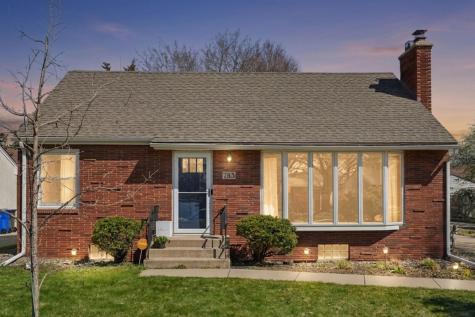 783 California Avenue W Saint Paul MN 55117