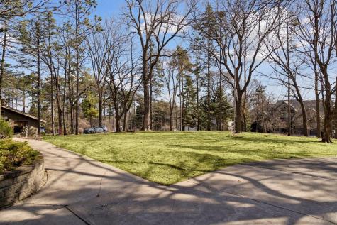 18XX Hunter Lane Mendota Heights MN 55118