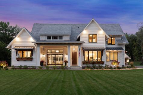 4900 Lakeview Drive Edina MN 55424