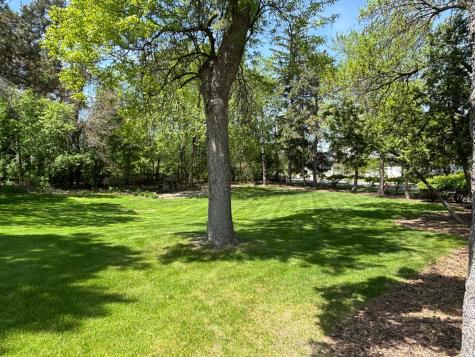 4900 Lakeview Drive Edina MN 55424