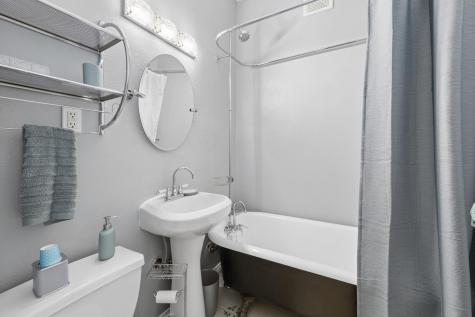 2881 Irving Avenue S Minneapolis MN 55408