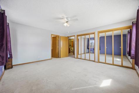 2705 35th Avenue S Fargo ND 58104
