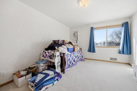 2705 35th Avenue S Fargo ND 58104