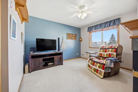 2705 35th Avenue S Fargo ND 58104
