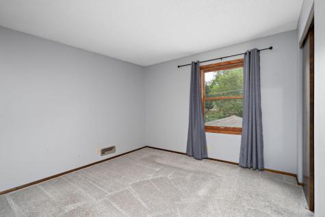 2179 Noble Lane Mound MN 55364
