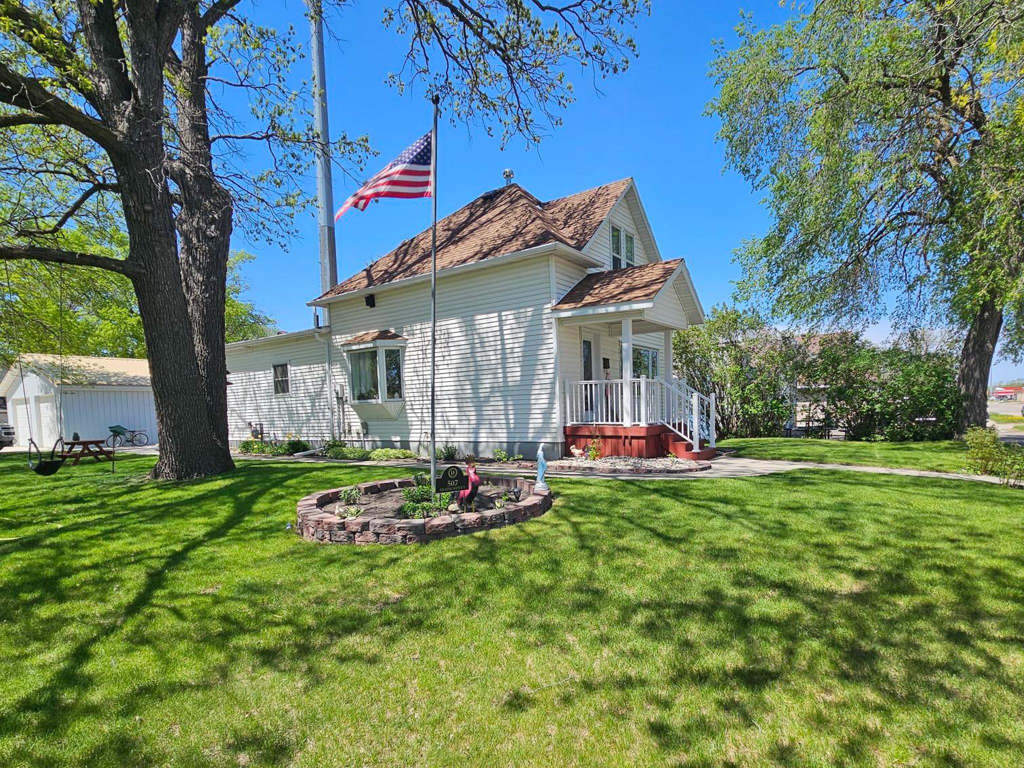 507 Atlantic Avenue Thief River Falls MN 56701
