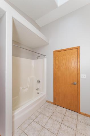 3594 Taylor Street S Fargo ND 58104