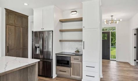 5324 Spring Lane Minnetonka MN 55345
