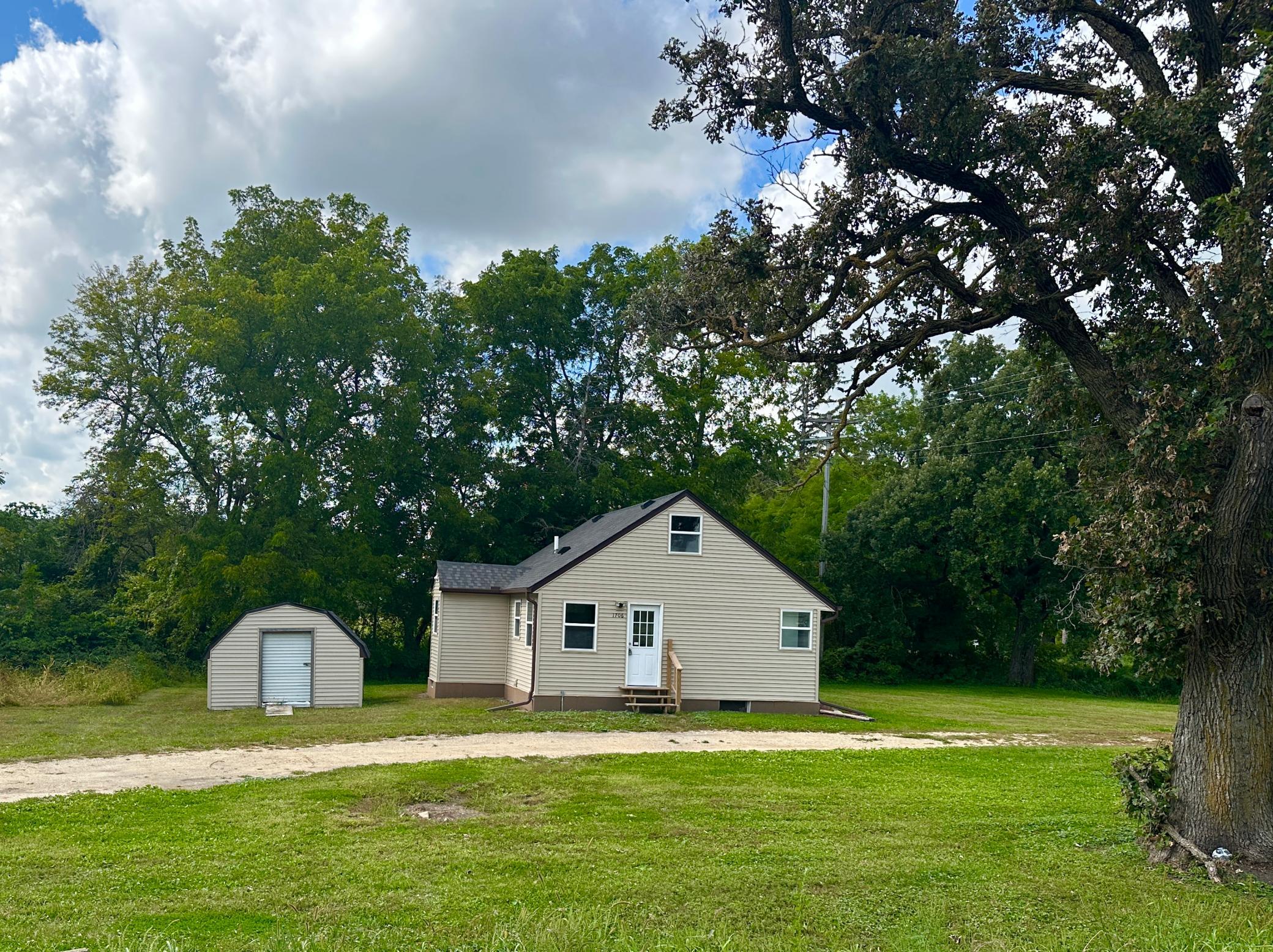 1706 31st Street SW Austin Twp MN 55912