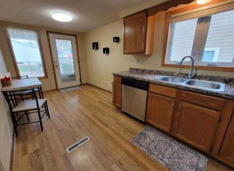 4018 N Eagle Road Willmar MN 56201