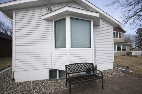4018 N Eagle Road Willmar MN 56201