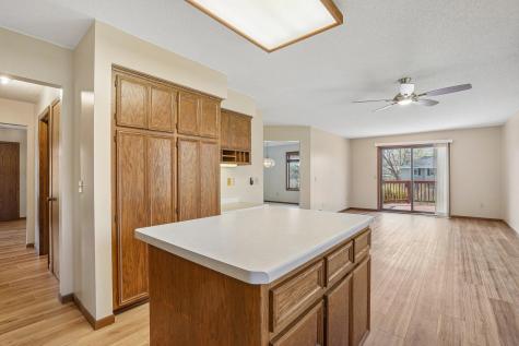 8912 Vincent Place Bloomington MN 55431