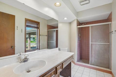 8912 Vincent Place Bloomington MN 55431