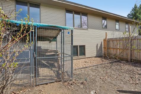 8912 Vincent Place Bloomington MN 55431