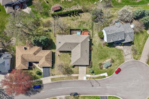 8912 Vincent Place Bloomington MN 55431