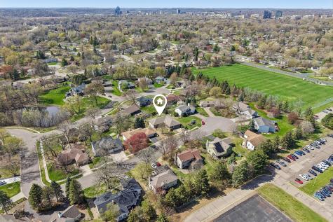 8912 Vincent Place Bloomington MN 55431