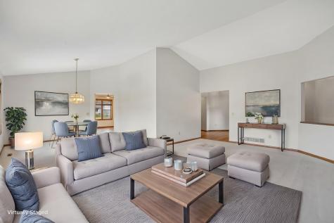 8912 Vincent Place Bloomington MN 55431