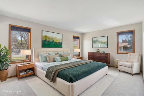 8912 Vincent Place Bloomington MN 55431