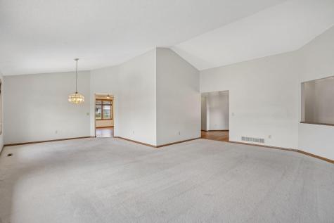 8912 Vincent Place Bloomington MN 55431