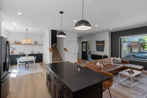 1733 3rd Street NE Minneapolis MN 55408