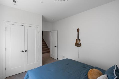 1733 3rd Street NE Minneapolis MN 55408