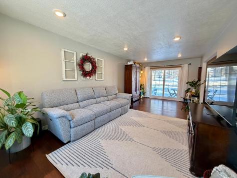301 Dale Street SW Hutchinson MN 55350