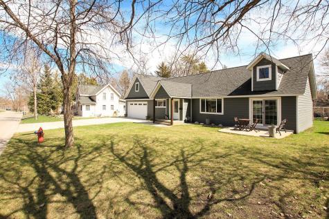 301 Dale Street SW Hutchinson MN 55350