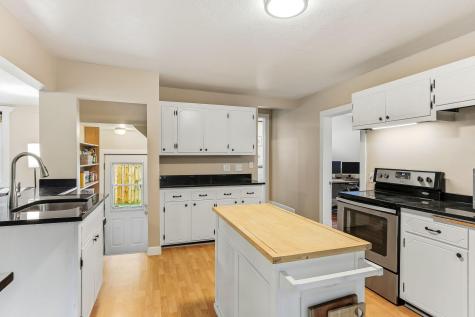 6104 24th Street N Oakdale MN 55128
