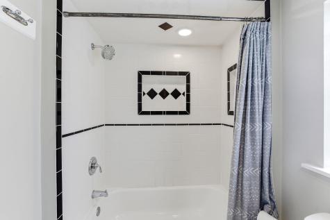 6104 24th Street N Oakdale MN 55128