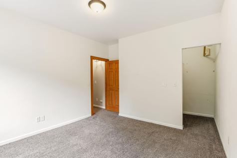 6104 24th Street N Oakdale MN 55128