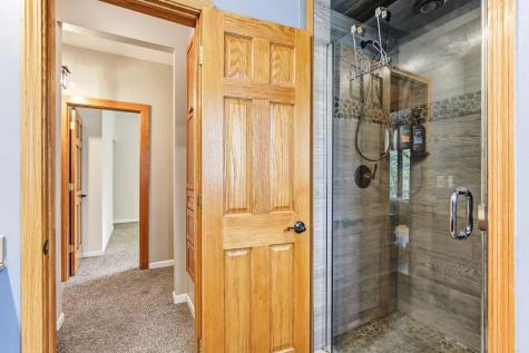 6104 24th Street N Oakdale MN 55128
