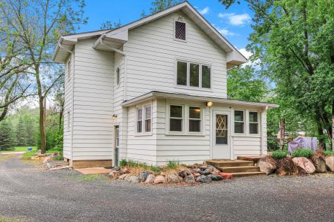 6104 24th Street N Oakdale MN 55128