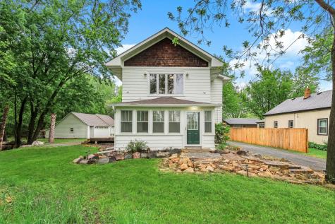 6104 24th Street N Oakdale MN 55128